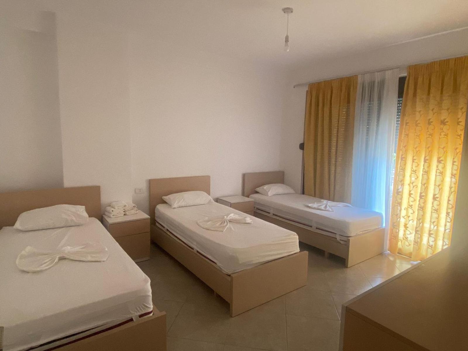 Hotel Fish Land Plazhi San Pietro Zewnętrze zdjęcie