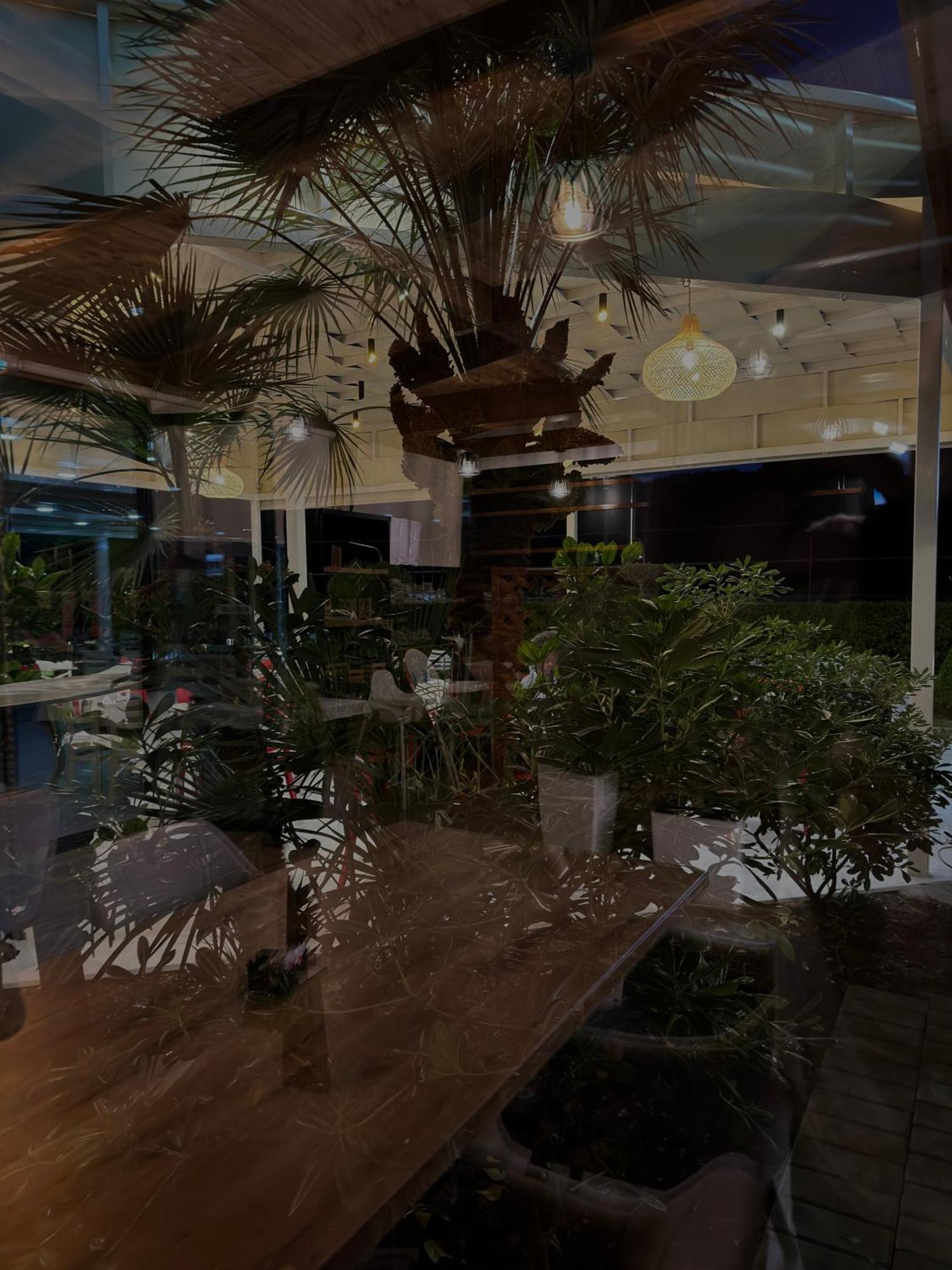 Hotel Fish Land Plazhi San Pietro Zewnętrze zdjęcie